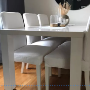 Bord och stolar från IKEA